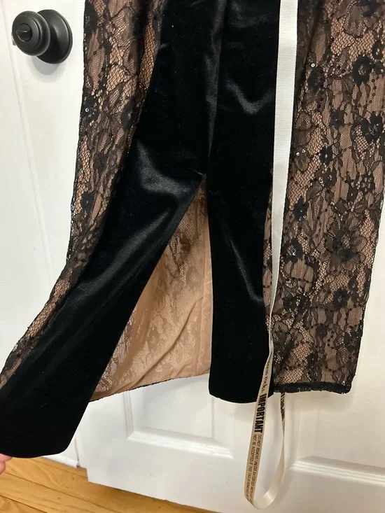 Mistress Rocks Black Velvet & Lace Corset Dress - Picture 15 of 16